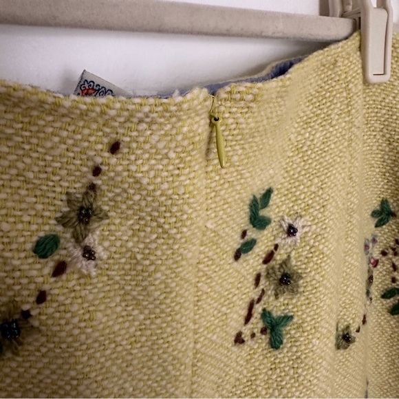 Oilily Yellow Embroidered Vintage Style Wool Blend Midi Skirt Size Medium - Picture 6 of 9
